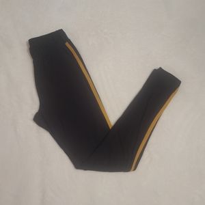 Black Leggings With Yellow Stripe